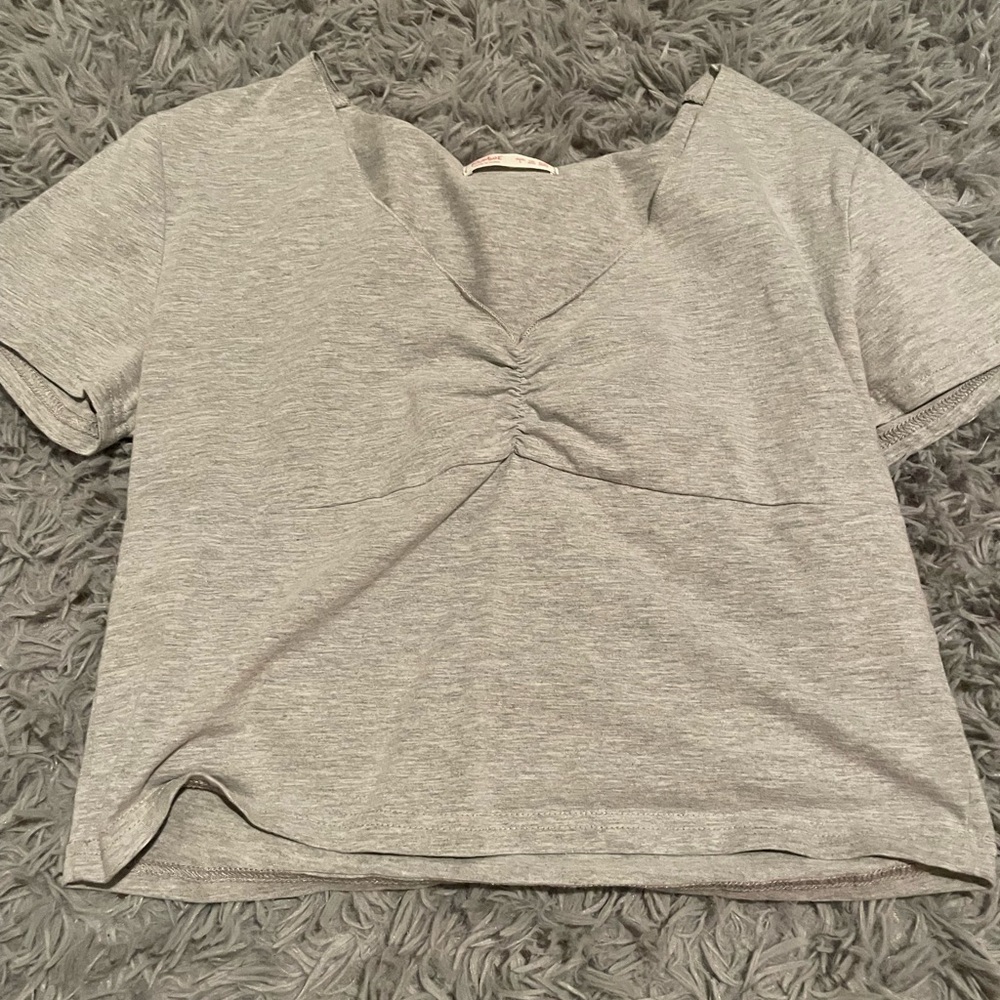 Crop top.